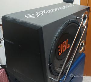 subwoofer e amplificatore JBL