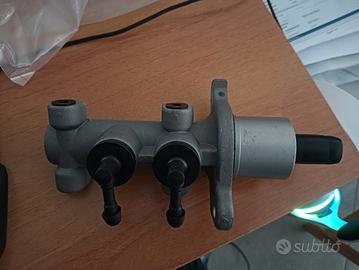 pompa freno Lada niva M modello 2010/1700cm3