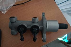 pompa freno Lada niva M modello 2010/1700cm3