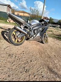 Carane stradali R1 2003/ Faro anteriore / Stop led