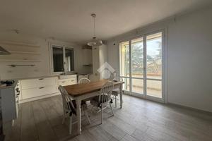 4 LOCALI A REGGIO NELL'EMILIA