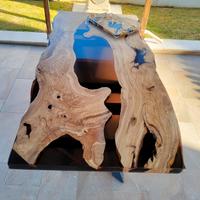 ✨Tavoli fatti a mano in legno e resina✨