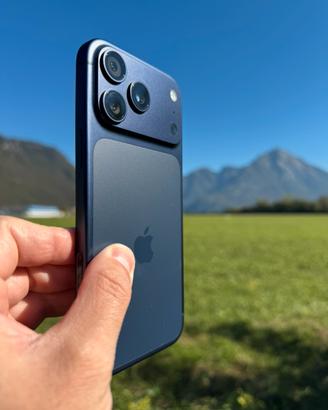 iPhone 17 Pro Max - Blu Profondo - 256 giga