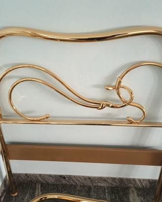 Lettino in ottone bagno oro