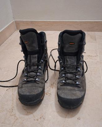 Scarponi Aku Conero Trekking Alpinismo