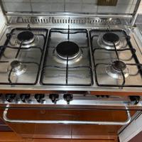 Piano cottura con FORNO, Lofra- 5 fuochi  80x50 cm