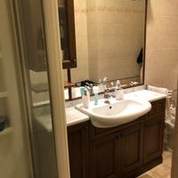 Mobile bagno in legno