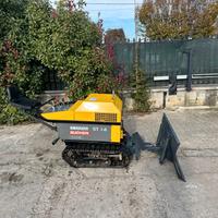 M100 Macchinario cingolato 4 q con lama per la nev