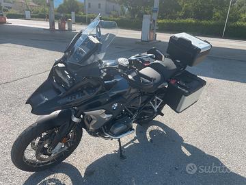 BMW R 1250 GS triple black
