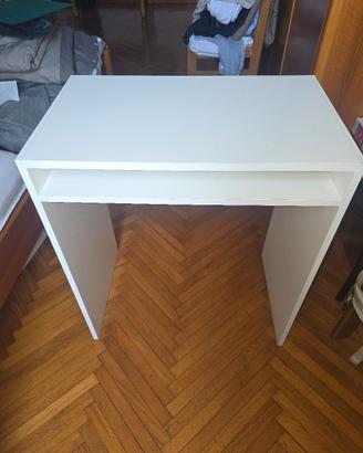  Scrivania Torald Ikea