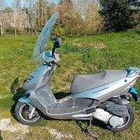 Aprilia Leonardo