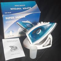 Ferro da stiro a vapore