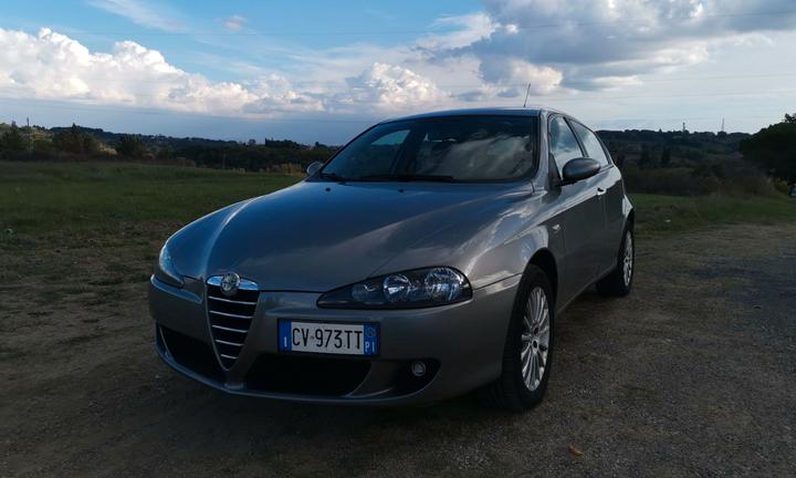 ALFA ROMEO 147 1.6 TWIN SPARK