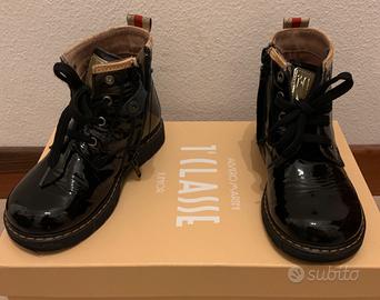 Stivaletti in vernice Alviero Martini