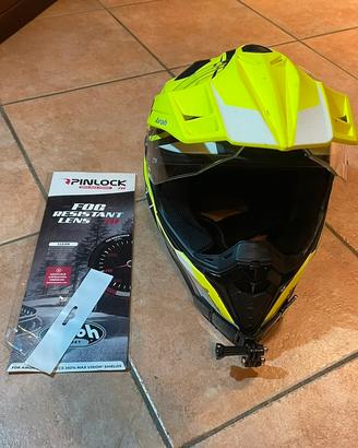 Casco Airoh Commander