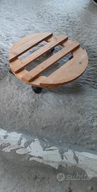 Sottovaso con rotelle legno