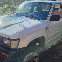Toyota Hilux 2.4D 4wd extracab del 1996