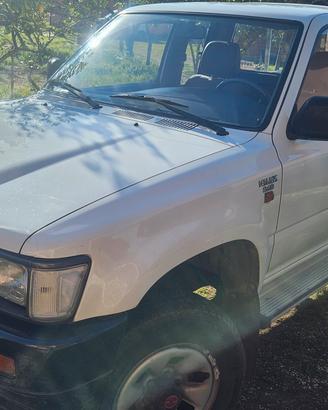 Toyota Hilux 2.4D 4wd extracab del 1996