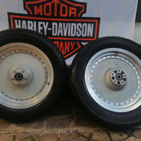 Cerchi + gomme harley-davidson softail
