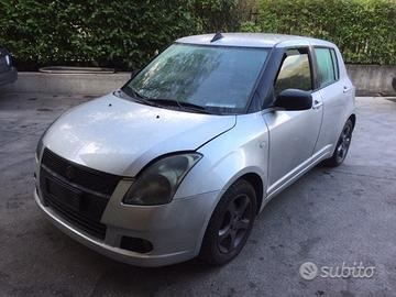 Ricambi Suzuki Swift 2005 5P 1300cc B