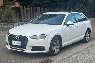 AUDI A4 2.0 TDI 122 CV S tronic Business Sport