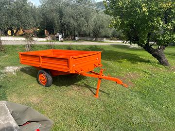 Rimorchio per trattore