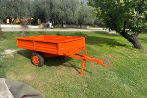 Rimorchio per trattore