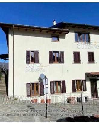 Appartamento Camporgiano [A4358799]