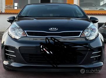 Macchina kia 2016