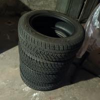 Pneumatici Invernali 195/60R15