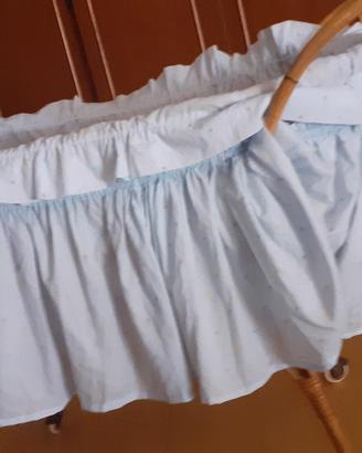 culla in vimini con ruote
