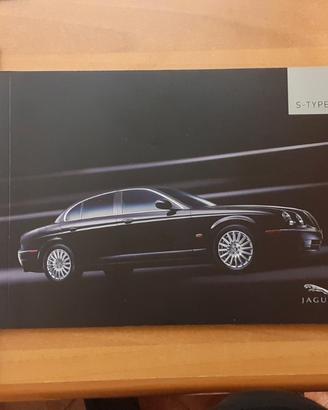 Depliant e brochure Jaguar e Corvette
