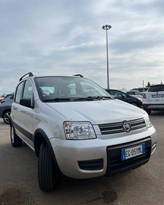 Fiat Panda 1.3 MJT 16V DPF 4x4 Climbing
