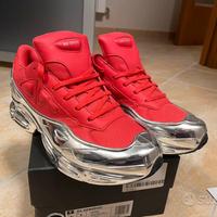 Raf Simons Ozweego red fuori produzione