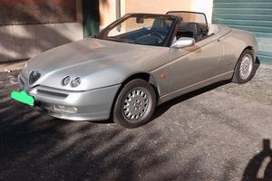alfa spider 2.0 twin Spark iscritta asi