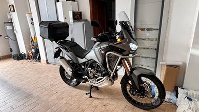 HONDA AFRICA TWIN DCT