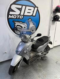 Aprilia Scarabeo 250