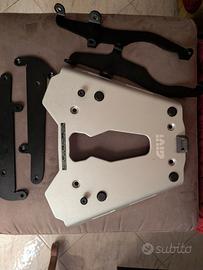 Attacco Posteriore In Alluminio Givi SRA5127