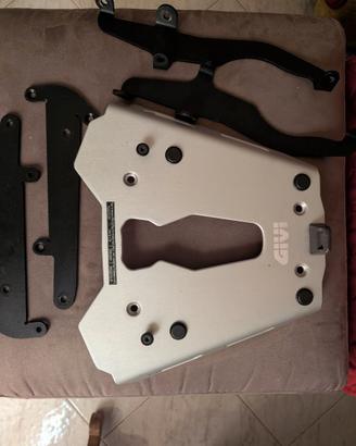 Attacco Posteriore In Alluminio Givi SRA5127