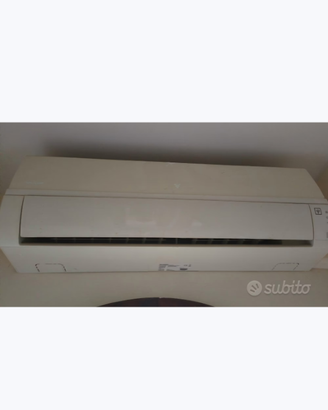 Climatizzatore Sharp 12000 BTU