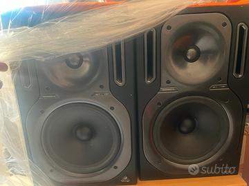 Coppia casse monitor Behringer B2031A