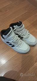 sneakers adidas