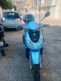 piaggio carnaby 