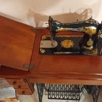Macchina per cucire Singer vintage