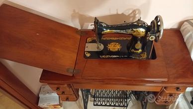Macchina per cucire Singer vintage