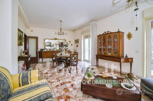 Appartamento Viale Tirreno, 15, 95123, Catania