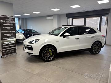 Porsche Cayenne 3.0 Hybrid 340cv 2020 km 91000