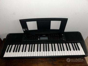 Yamaha PSR-E383 – Tastiera 61 tasti – Come nuova