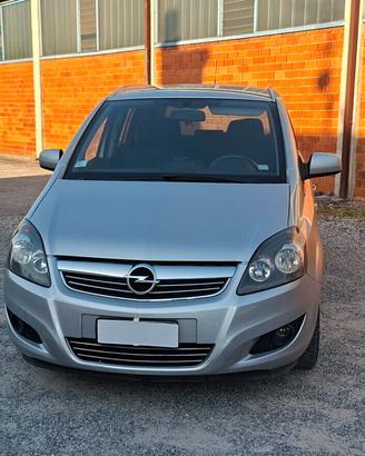 ZAFIRA MONOVOLUME 1.6 METANO 7 POSTI