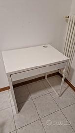 Scrivania IKEA MICKE Bianca 73x50 cm - Come Nuova